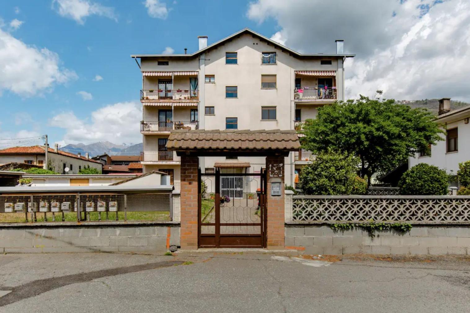 Borgofranco d'Ivrea Boho House Bed & Breakfast エクステリア 写真